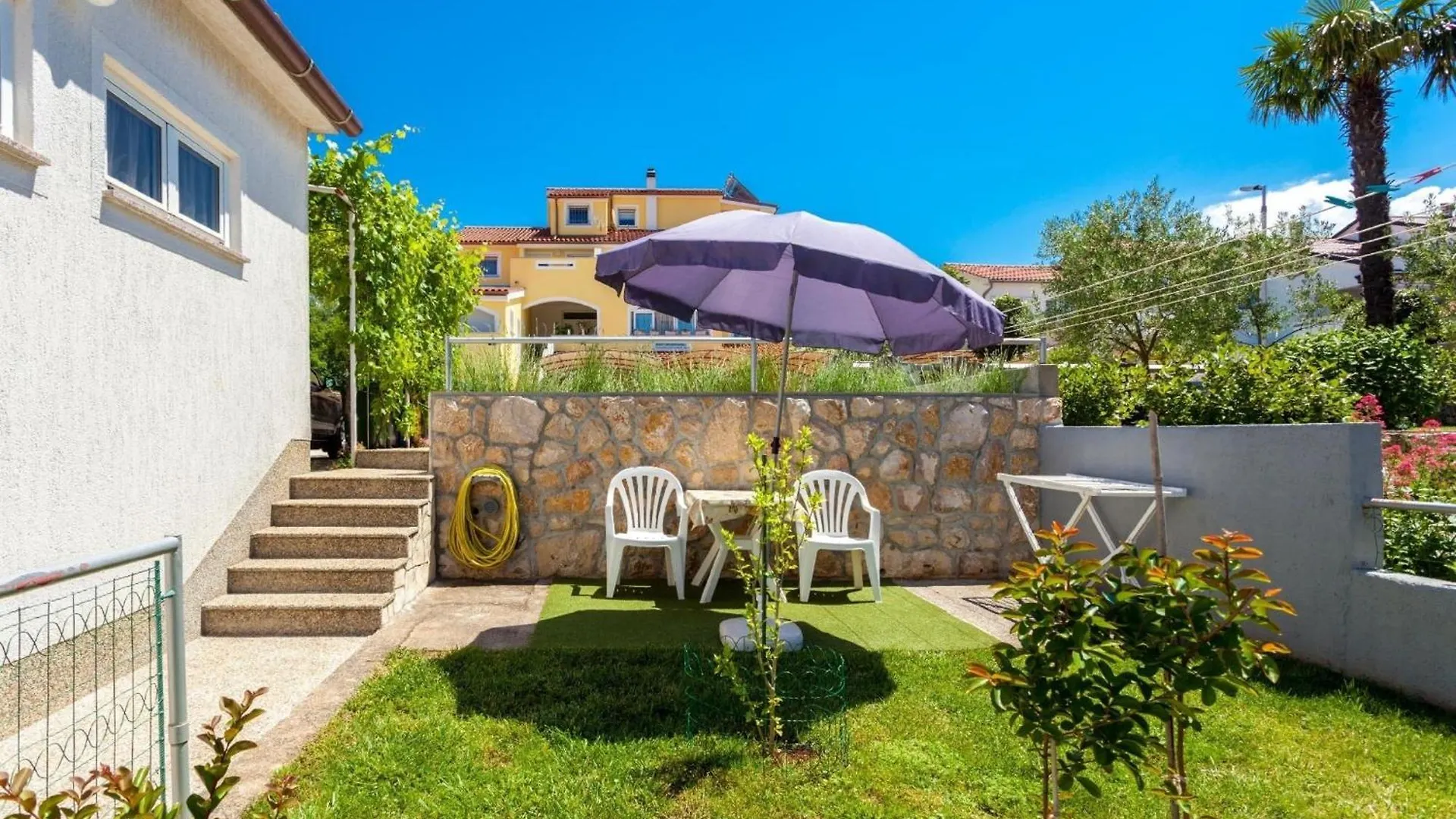 Apartment Studio Fuer 2 Personen Ca 25 Qm In Njivice, Kvarner Bucht Krk