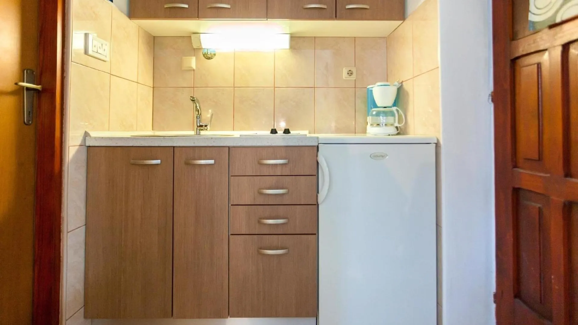 Studio Fuer 2 Personen Ca 25 Qm In Njivice, Kvarner Bucht Krk Apartment